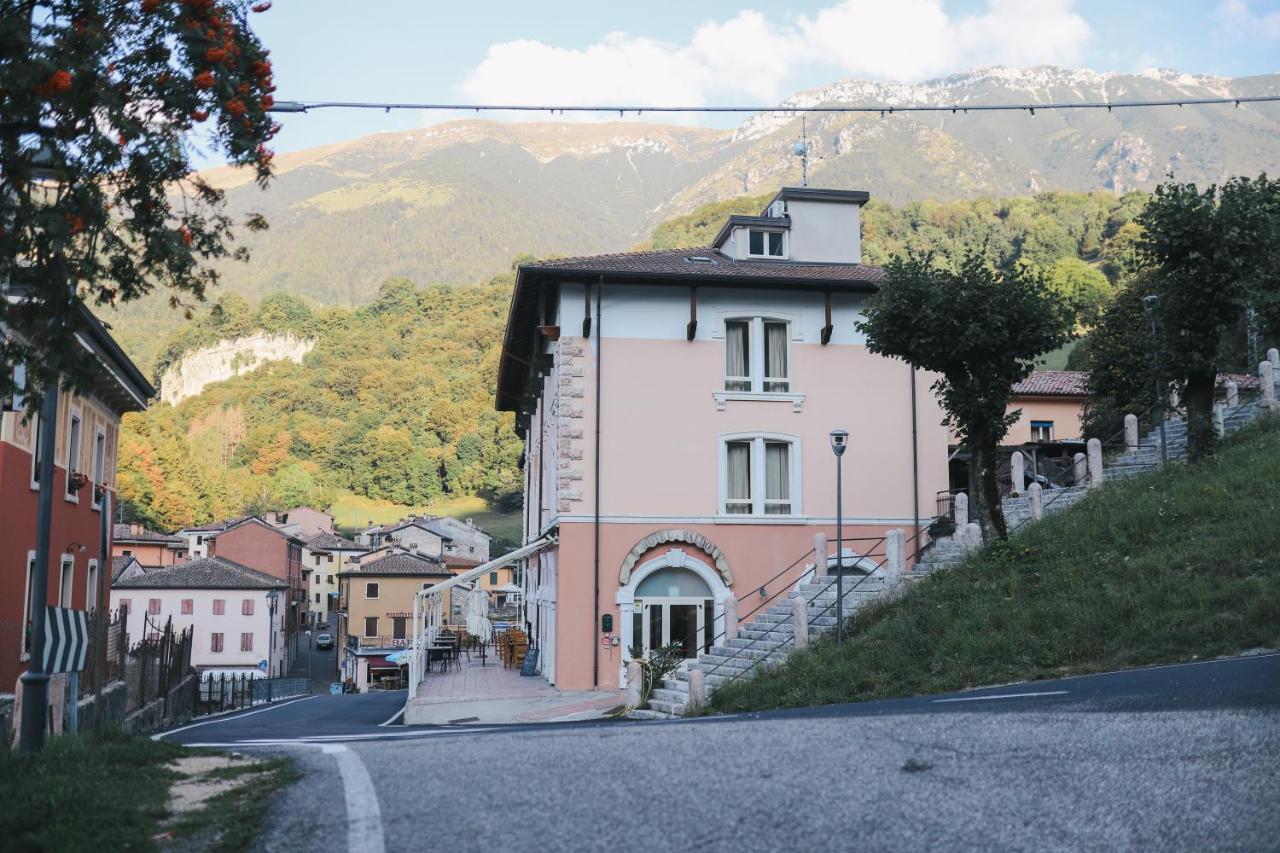 Hotel Baldo Ferrara di Monte Baldo Εξωτερικό φωτογραφία